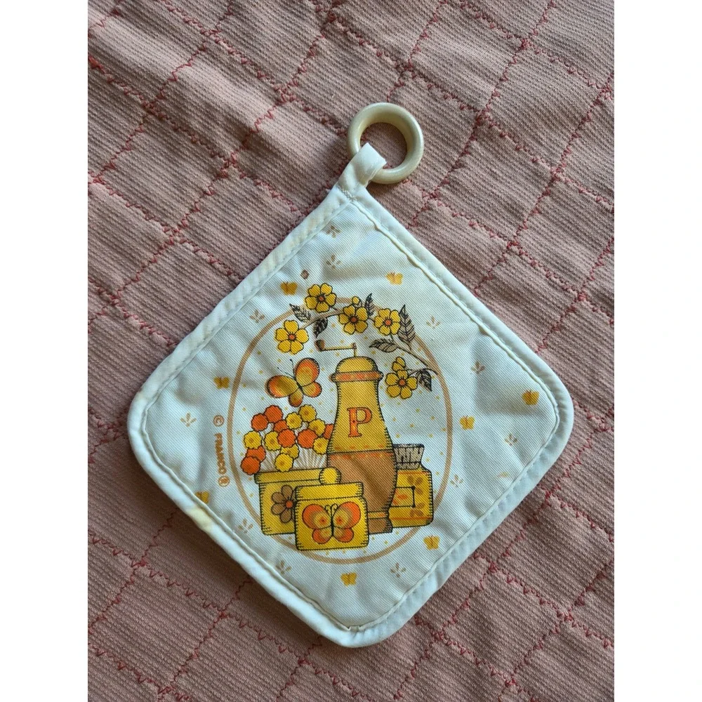 Vintage Franco Kitchen Set Pot Holders Oven Mitt Wheat Butterfly Yellow 3pc
